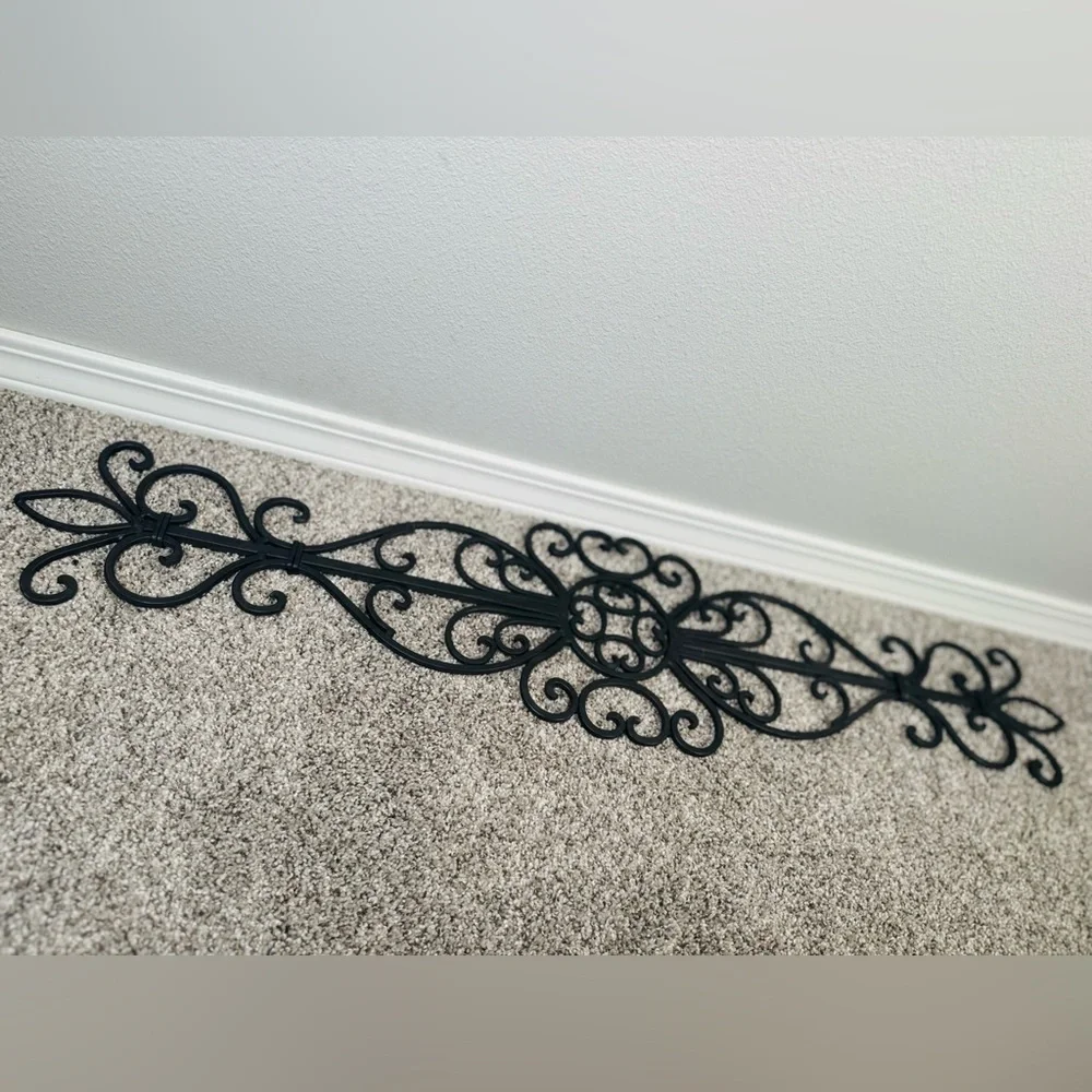 Beautiful Wrought Iron Metal Wall Decor Shabby Chic Home Drapery Crown LARGE - Picture 3 of 6